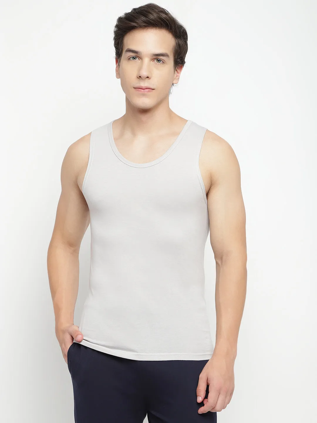 Broad Support Vest