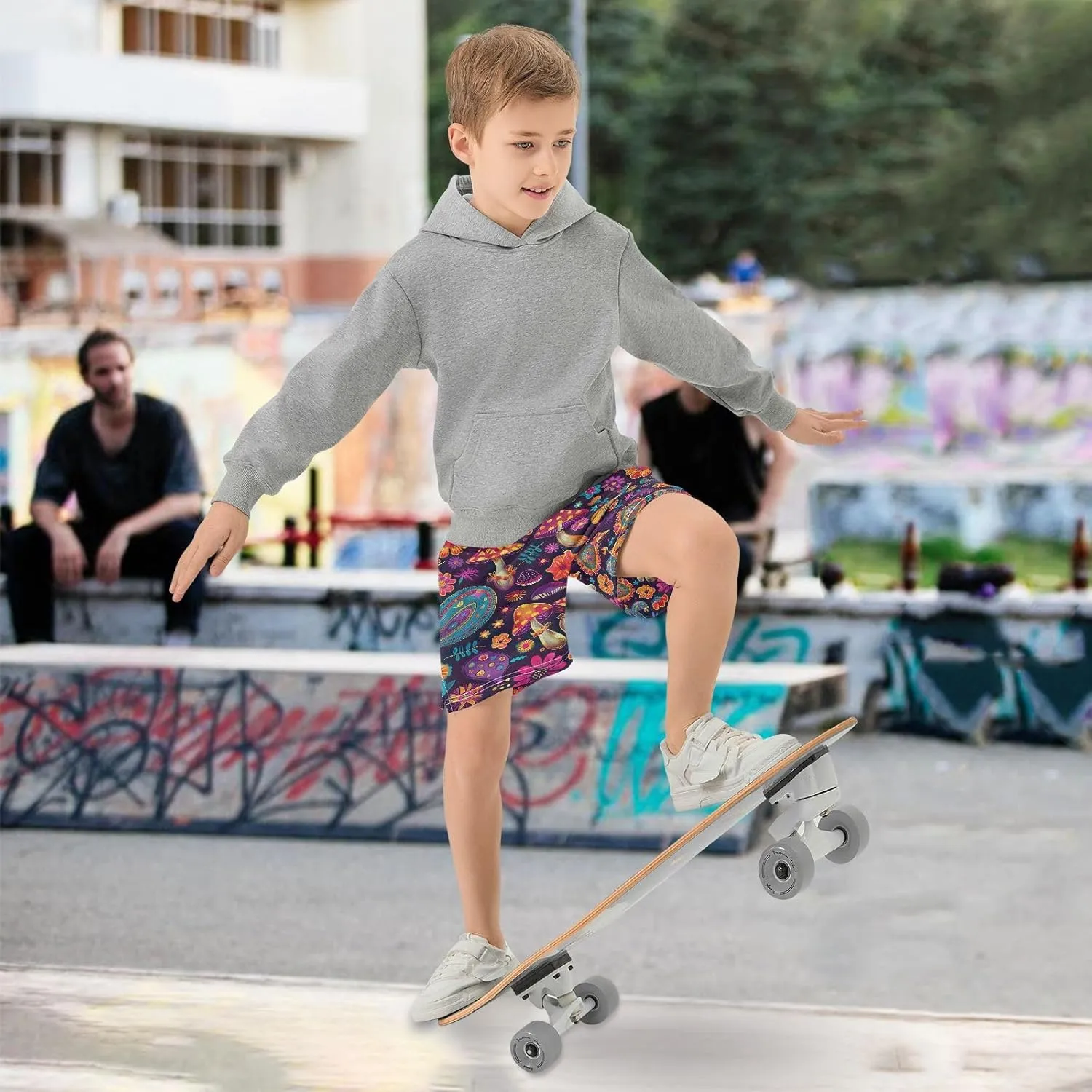 CHIFIGNO Colorful Paisley Flowers Boys' Summer Casual Shorts Athletic Gym Shorts Elastic Waist with Pockets Streetwear 7-15Y