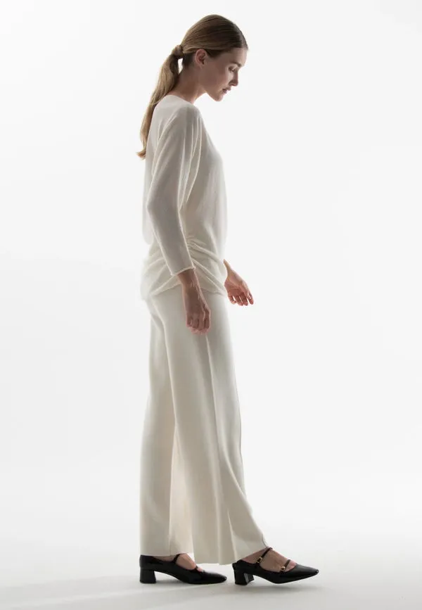 Nami 24 Off the Shoulder Sweater in Ecru White Cashmere