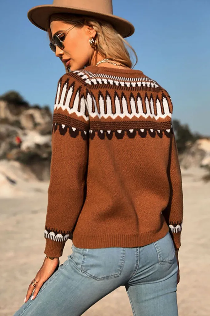 Trendy Aztec Knitwear: Women's Round Neck Sweater